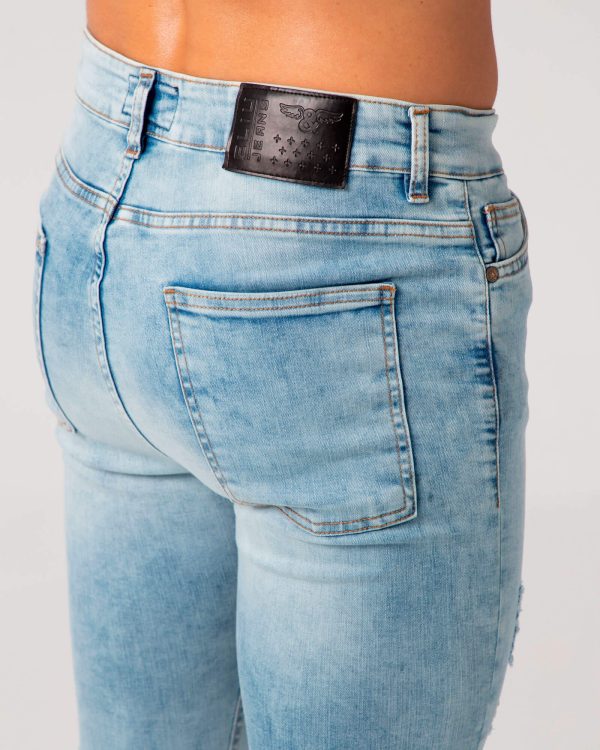 Ripped Acid Denim Jeans. Estilo urbano de la marca ELIU streetwear.