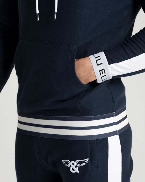 Hoodie chándal azul marino. Estilo urbano de ELIU streetwear y ropa de deporte.