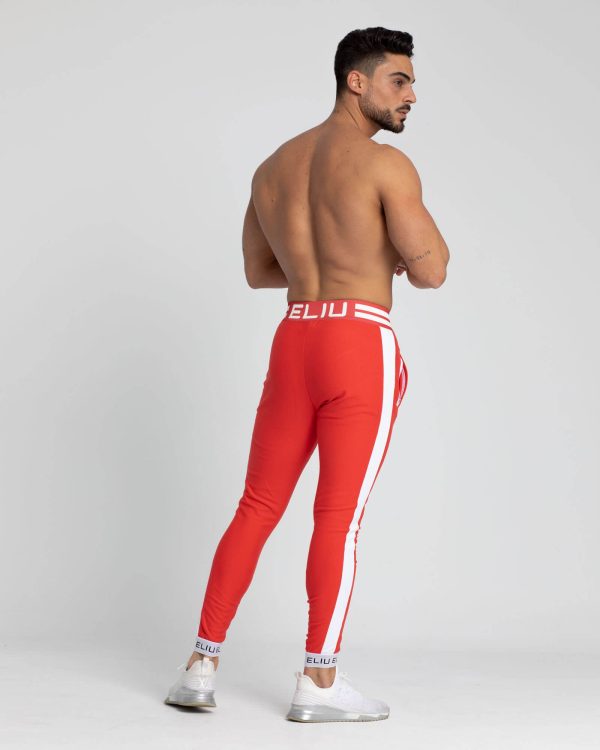 Pantalones de chándal rojos. Estilo urbano de ELIU streetwear.